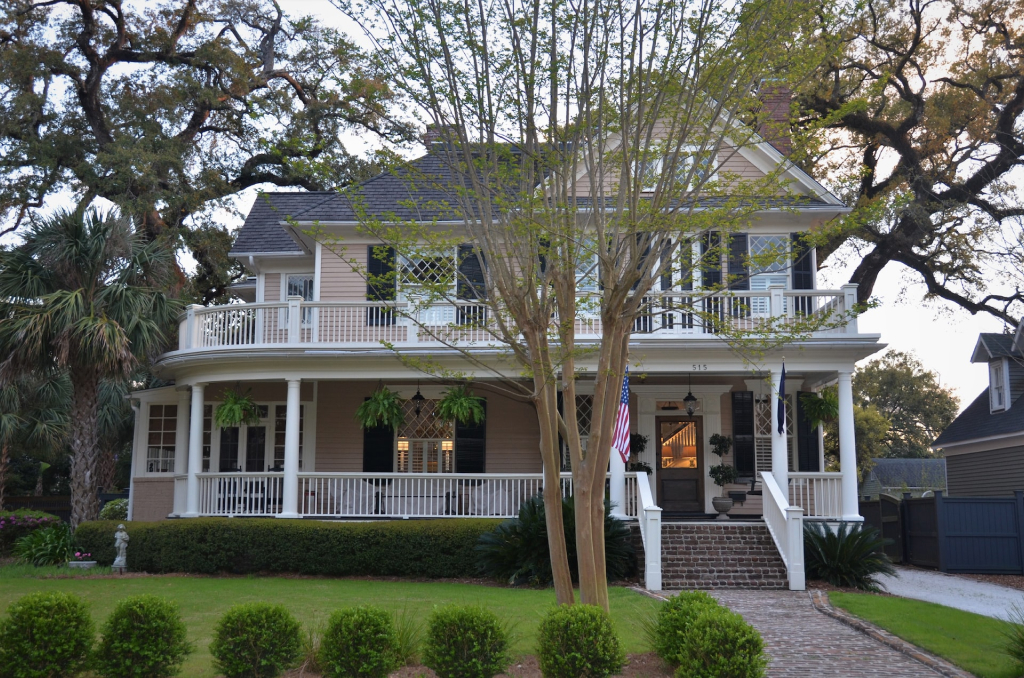 Tips for People Who Are Interested in Restoring a Historic Home